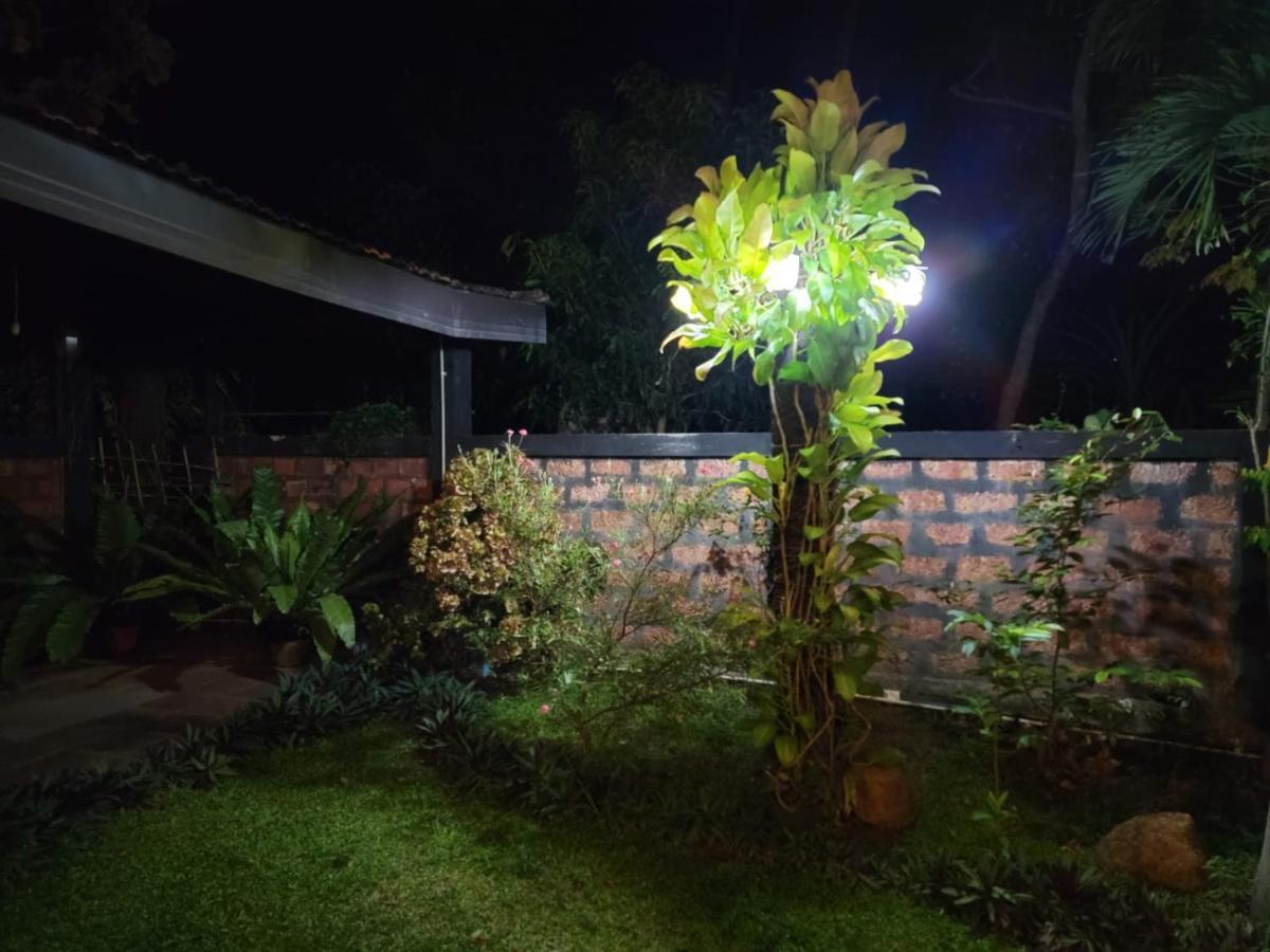 Bed and Breakfast Edwin'S Airport Garden Negombo Exteriér fotografie